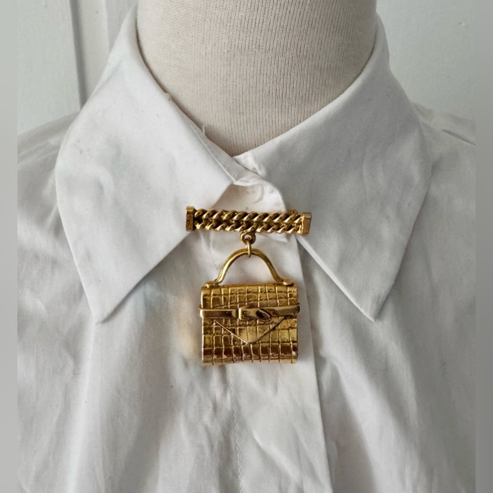 Vintage Handbag Golden Brooch